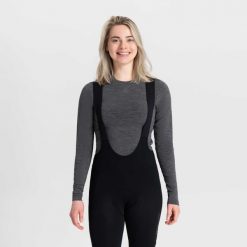 Koszulka termoaktywna unisex Rogelli Merino. Szare bielizna termoaktywna Rogelli, na jesień, l, bez wzorów, z tkaniny, bez ramiączek, do piłki nożnej. Za 335.00 zł.