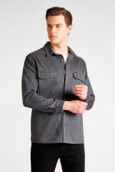 LEE WORKWEAR OVERSHIRT MĘSKA KOSZULA STEEL GREY L68DLD90 112117095. Szare koszule Lee, l, bez wzorów, bez kołnierzyka, bez ramiączek. W wyprzedaży za 39.99 zł.