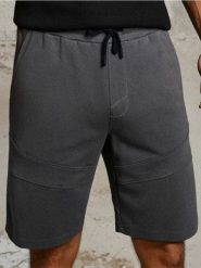 Szorty jogger - czarny. Czarne krótkie spodenki sportowe Sinsay, l, bez wzorów. W wyprzedaży za 19.99 zł.