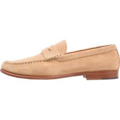 Vagabond OWEN Półbuty wsuwane warm sand. Eleganckie półbuty marki Vagabond. W wyprzedaży za 440.30 zł.