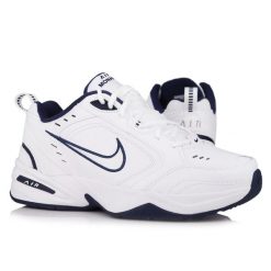 Buty męskie terningowe Nike MONARCH IV. Białe buty sportowe casual Nike, bez wzorów, bez zapięcia. Za 329.00 zł.
