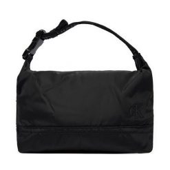 Saszetka Calvin Klein Jeans. Czarne saszetki i nerki Calvin Klein Jeans, bez wzorów, z jeansu. Za 139.99 zł.