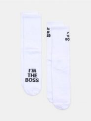 Prążkowane skarpetki z haftowanym napisem 2 pack - biały. Białe skarpety Sinsay, bez wzorów, prążkowane. Za 12.99 zł.