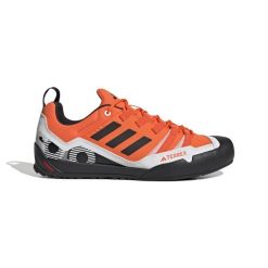 Buty trekkingowe adidas Terrex Swift Solo 2.0. Buty turystyczne Adidas, bez wzorów, z materiału, bez zapięcia, trekkingowe, adidas terrex. Za 479.00 zł.