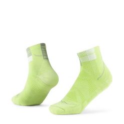 Skarpety BUFF CoolNet Quarter. Zielone skarpety Buff, z aplikacjami, z elastanu. Za 109.99 zł.