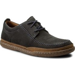 Półbuty CLARKS - Trapell Apron 261281527 Navy Nubuck. Eleganckie półbuty marki Kazar. W wyprzedaży za 259.00 zł.