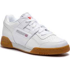 Buty Reebok - Workout Plus CN2126 White/Carbon/Red/Royal. Białe buty sportowe casual Reebok, bez wzorów, z materiału. W wyprzedaży za 269.00 zł.