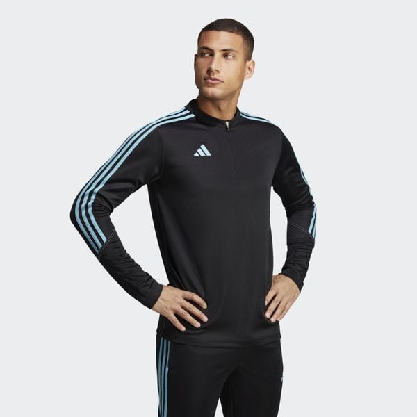 Bluza męska adidas Tiro 23 Club Training Top. Czarne bluzy Adidas, m, bez wzorów, z materiału, bez kaptura. Za 139.00 zł.
