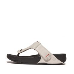 Sandały FitFlop Trakk™ II. Czarne sandały FLIP FLOP, z materiału, bez zapięcia. Za 417.10 zł.