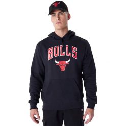 Bluza z kapturem New Era Chicago Bulls, Mężczyźni. Czarne bluzy New Era, m, bez wzorów, z bawełny, z kapturem. Za 390.00 zł.