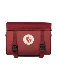 Torba na kierownicę Fjallraven/Specialized Handlebar Bag - ox red. Czerwone torby na ramię Fjällräven, bez wzorów, z materiału, na ramię, bez dodatków. Za 313.49 zł.