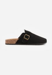 Czarne Klapki w Stylu Chodaków na Korkowej Podeszwie z Klamrą Saleilla. Czarne klapki Born2be. Za 79.99 zł.