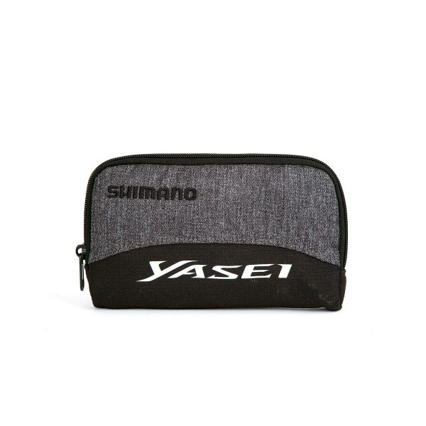 Torba na przynęty Shimano Luggage Yasei Sync. Czarne torby na ramię Shimano, bez wzorów, na ramię, bez dodatków. Za 133.55 zł.