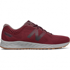 New Balance MARISLM1. Buty do biegania marki New Balance. W wyprzedaży za 239.99 zł.