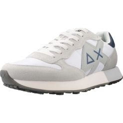 Buty SUN68 DEPORTIVA JAKI Biały. Białe buty trekkingowe SUN68, bez wzorów, ze skóry, bez zapięcia, trekkingowe. Za 473.99 zł.