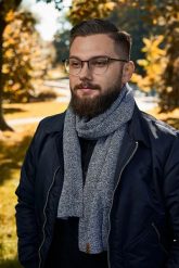 Męski szalik zimowy Brødrene s1 j. szary 9910. Szare szaliki bez wzorów. Za 24.71 zł.