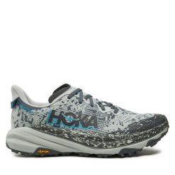 Buty do biegania Hoka. Szare buty do biegania HOKA, bez wzorów, z gore-texu, bez zapięcia, do biegania, gore-tex. Za 599.99 zł.