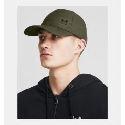 Czapka męska UA ArmourVent Stretch Fit Under Armour 1383438. Zielone czapki zimowe Under Armour, bez wzorów, z poliesteru. Za 119.99 zł.