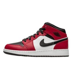 Buty do chodzenia dla dorosłych Air Jordan 1 Mid Chicago Black Toe. Białe buty sportowe casual Jordan, bez wzorów, bez zapięcia. Za 879.45 zł.