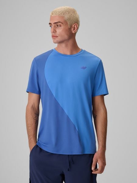 4F Koszulka do tenisa szybkoschnąca męska - niebieska M. Niebieskie t-shirty 4F, m, bez wzorów, z włókna, bez kołnierzyka, bez ramiączek. Za 119.99 zł.