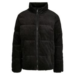 Męska Sztruksowa Kurtka Bomberka. Czarne kurtki Urban Classics, m, bez wzorów, z puchu, bez kaptura. Za 365.99 zł.