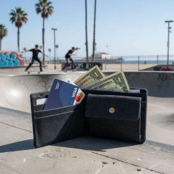 Portfel z płótna z blokadą RFID czarny. Czarne portfele GHETTOBLASTER, bez wzorów. Za 147.63 zł.