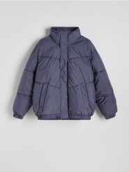 Pikowana kurtka ze stójką - fioletowy. Fioletowe kurtki Reserved, l, bez wzorów, z tkaniny, bez kaptura. W wyprzedaży za 79.99 zł.