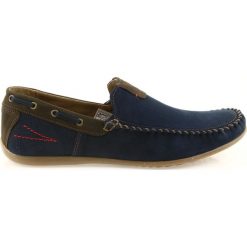 Riko mokasyny buty męskie blue 781. Brązowe mokasyny Riko, bez wzorów, ze skóry, bez obcasa, bez zapięcia. W wyprzedaży za 229.00 zł.