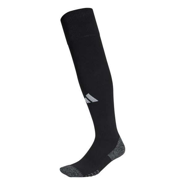 Skarpetki adidas Referee 22. Białe skarpety Adidas, bez wzorów, z materiału. Za 75.75 zł.