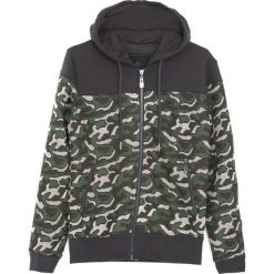 Zielona Bluza Raw. Bluzy z kapturem marki Born2be. Za 29.99 zł.