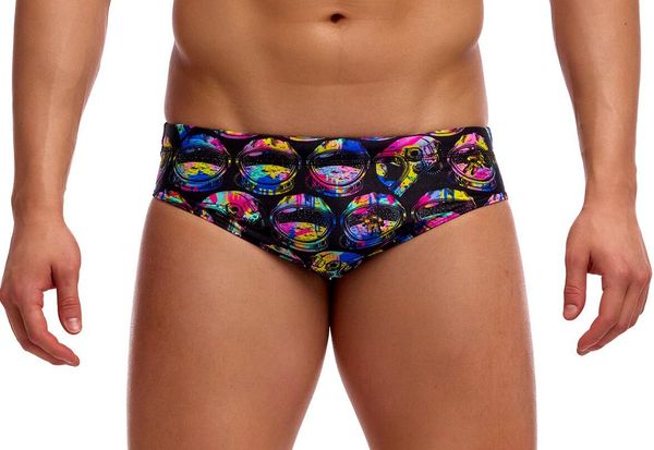 Kąpielówki męskie Funky Trunks Ham Bam Maam - slipy. Czarne slipy i bokserki Funky Trunks, l, bez wzorów, z materiału. Za 139.00 zł.