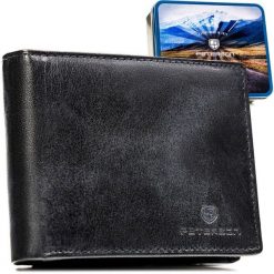 Duży portfel męski ze skóry naturalnej w czarnym kolorze wyposażony w system RFID - Peterson. Czarne portfele Peterson, bez wzorów, ze skóry. Za 89.99 zł.