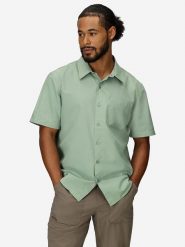 Marmot Koszula funkcyjna "AirExchange" w kolorze zielonym rozmiar: L. Zielone koszule Marmot, l, bez wzorów, bez kołnierzyka, bez ramiączek. Za 122.67 zł.