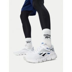Buty do biegania Reebok. Białe buty do biegania Reebok, bez wzorów, bez zapięcia, do biegania. Za 369.99 zł.