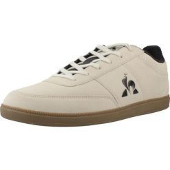 Buty LE COQ SPORTIF LCS DERBY Beżowy. Brązowe buty trekkingowe le coq sportif, bez wzorów, ze skóry, bez zapięcia, trekkingowe. Za 279.99 zł.