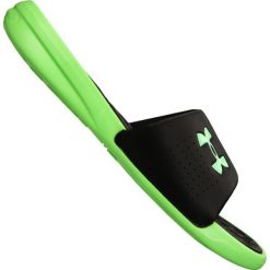 Klapki Under Armour Playmaker Fix M 3000061-004. Czarne klapki Under Armour. W wyprzedaży za 169.00 zł.