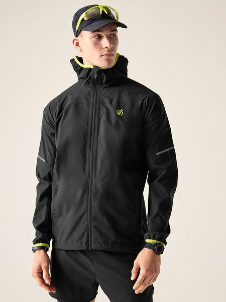 Dare 2b Kurtka przeciwdeszczowa "Ultra-Light" w kolorze czarnym rozmiar: M. Czarne kurtki outdoor i hardshell Dare 2B, m, bez wzorów, z materiału, bez kaptura. Za 215.77 zł.
