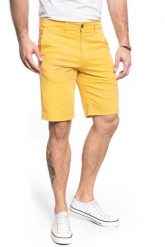 SPODENKI WRANGLER CHINO SHORT MIMOSA YELLOW W14AKM33D 112126560. Żółte szorty Wrangler, m, bez wzorów, z materiału. W wyprzedaży za 69.99 zł.