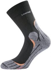 Skarpety funkcyjne TWW. Czarne skarpetki sportowe LASTING, bez wzorów, z elastanu. Za 56.00 zł.