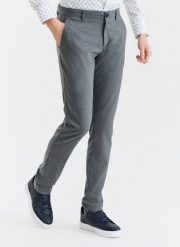 PAKO LORENTE – Szare spodnie męskie. Szare spodnie materiałowe Pako Lorente, na co dzień, na lato, l, bez wzorów, z elastanu, casualowe, długie. Za 89.99 zł.