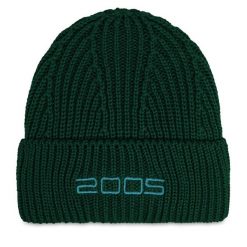 Czapka 2005. Zielone czapki zimowe 2005, bez wzorów. Za 139.99 zł.