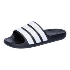 Sandały Dorosły Adidas Adilette czarny. Czarne sandały Adidas, z materiału, bez zapięcia. Za 142.20 zł.
