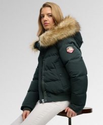 Superdry Kurtka Bomber Everest z Kapturem Slim, wypełnienie z recyklingu. Zielone kurtki Superdry, uniwersalny, bez wzorów, z materiału, z kapturem. Za 802.65 zł.