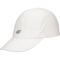 Czapka z daszkiem męska CAM002 - biały. Botki sznurowane marki 4F. Za 44.99 zł.