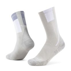 Skarpetki Buff COOLNET® CREW SOCK CC DESERT M. Szare skarpety Buff, bez wzorów, z poliamidu. Za 82.99 zł.