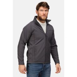 Softshell roboczy męski Uproar. Czerwone kurtki softshell Regatta, m, bez wzorów, z materiału, bez kaptura. W wyprzedaży za 119.99 zł.