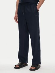 Emporio Armani Spodnie materiałowe EM000586 AF12356 UB102 Granatowy Regular Fit. Niebieskie spodnie materiałowe Emporio Armani, m, bez wzorów, z materiału. Za 499.99 zł.
