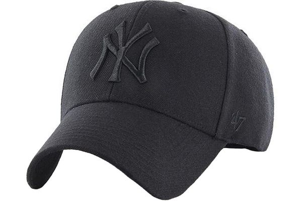 Czapka z daszkiem MVP Lifestyle New York Yankees Snapback. Czarne czapki z daszkiem 47 Brand, bez wzorów, z materiału. Za 109.99 zł.