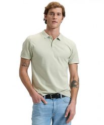 MESKA KOSZULKA LEE GARMENT DYE POLO COVE 112376457. Koszulki polo Lee, m, bez wzorów, bez kołnierzyka, bez ramiączek. Za 89.99 zł.