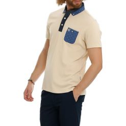 Koszulka polo w kolorze beżowym. Koszulki polo marki Galvanni. W wyprzedaży za 209.95 zł.